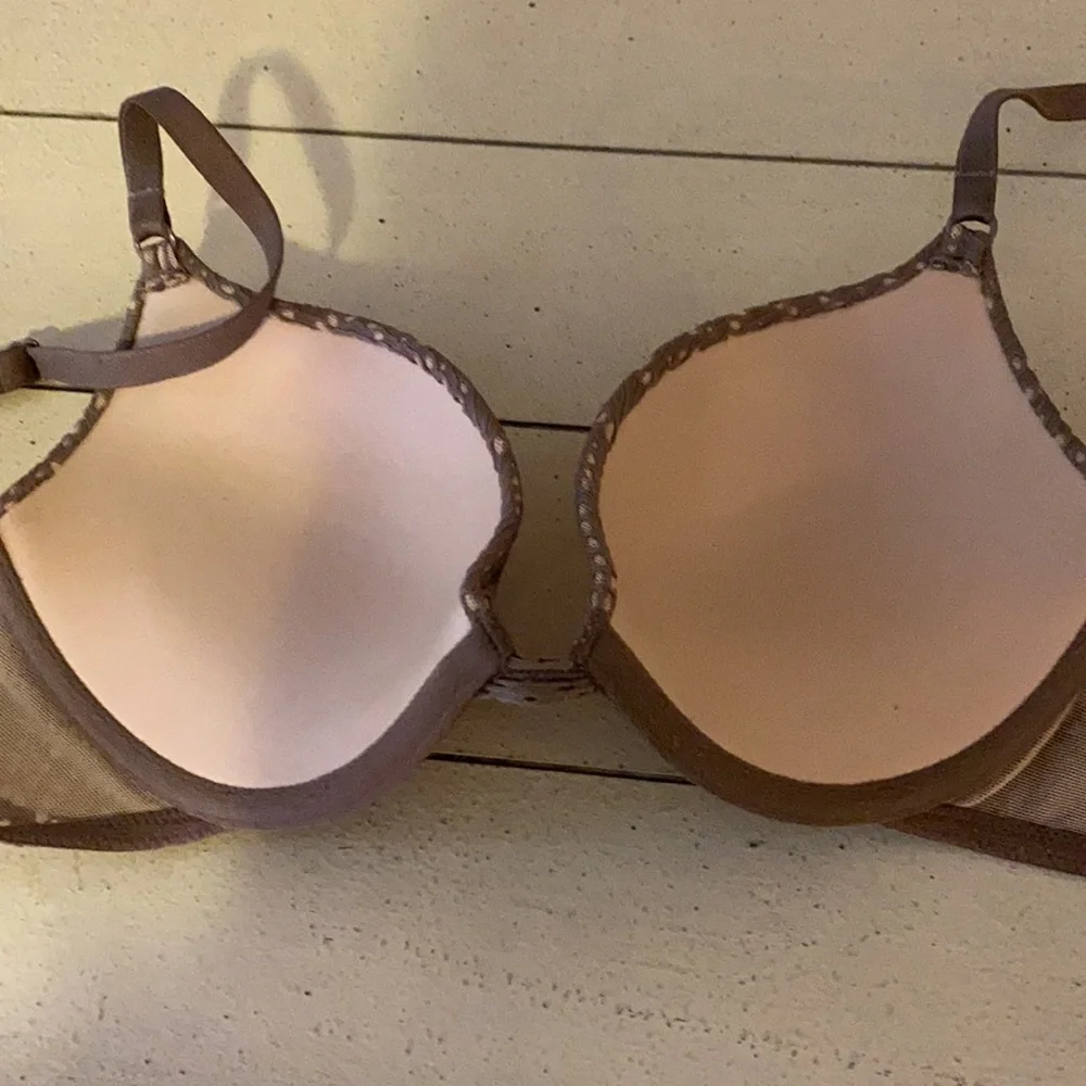 Victoria’s Secret taupe pushup padded bra 34B​ - Picture 6 of 8